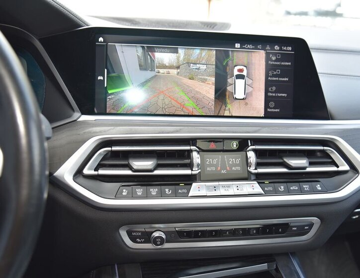 BMW X7 SUV / Terénní 3,0 l 195 kw