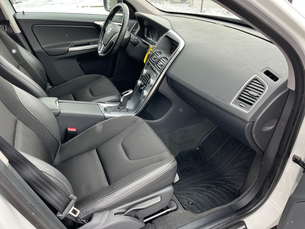 Volvo XC60 SUV 2,4 l 140 kw