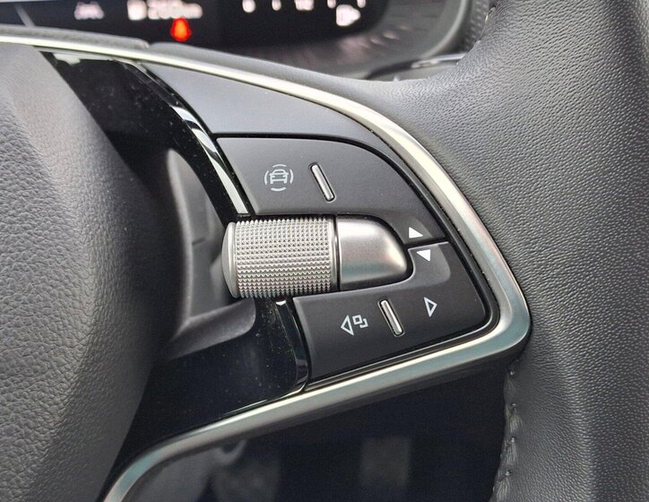 Škoda Kamiq SUV 999,0 85 kw