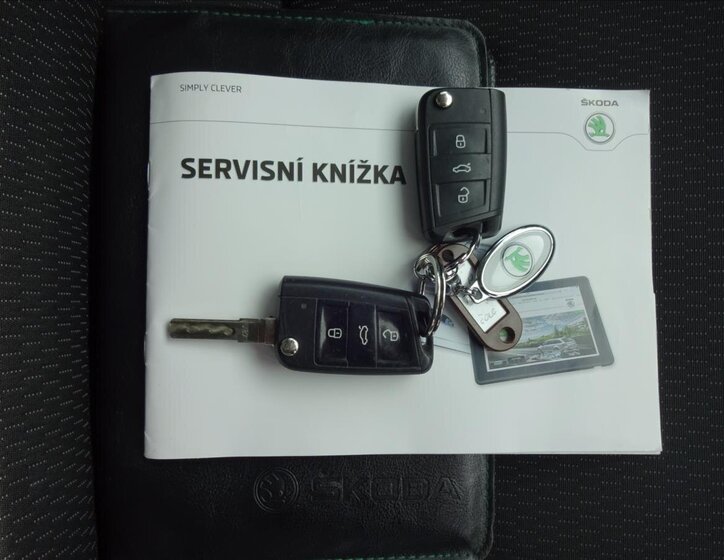 Škoda Rapid Sedan / Limuzína 1,2 l 66 kw