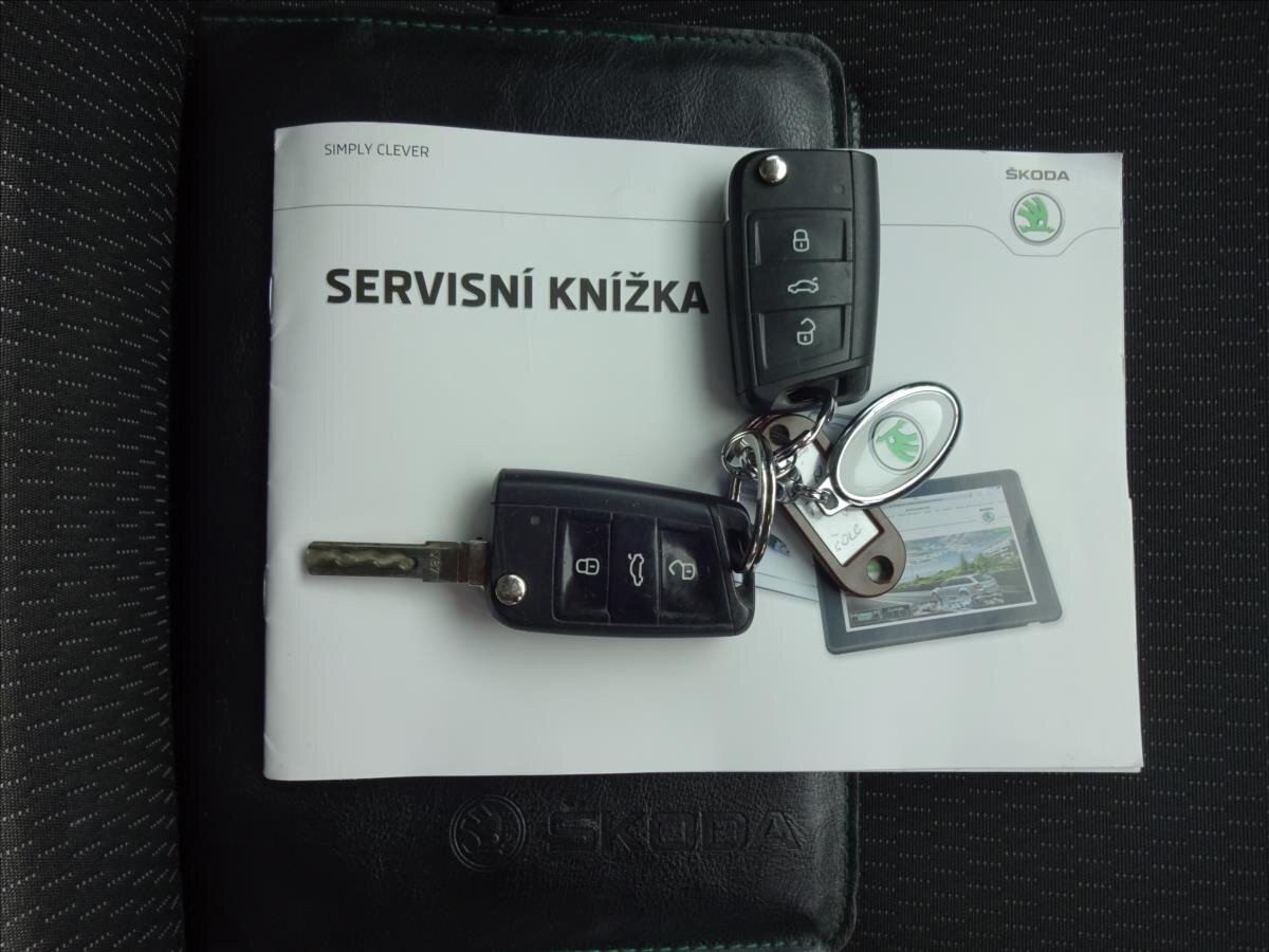 Škoda Rapid Sedan / Limuzína 1,2 l 66 kw