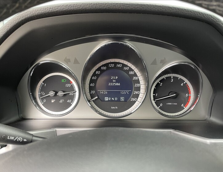 Mercedes-Benz GLK 12