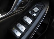 BMW M3 Sedan / Limuzína 3,0 l 375 kw