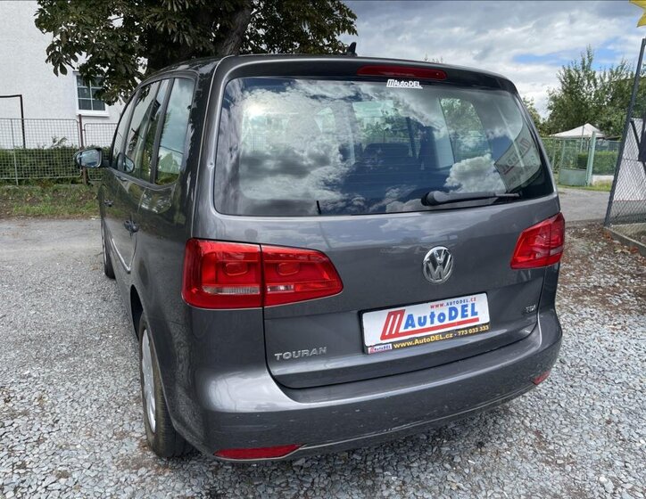 Volkswagen Touran MPV 1,6 l 66 kw