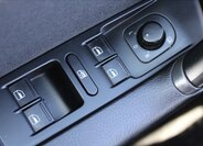 Volkswagen Passat Kombi 1,6 l 77 kw