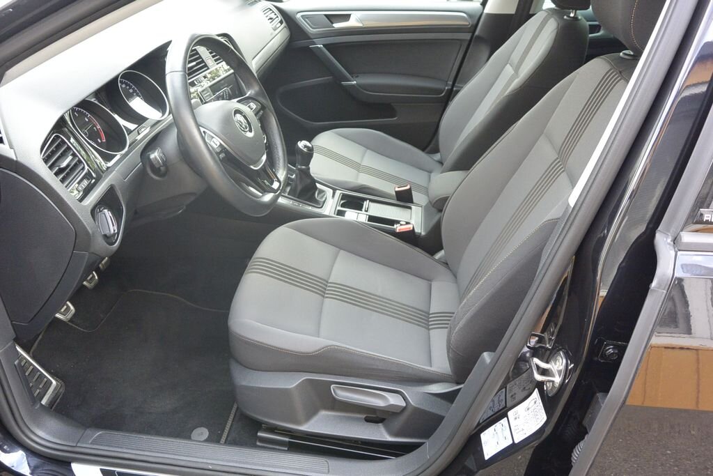 Volkswagen Golf Hatchback 1,2 l 63 kw
