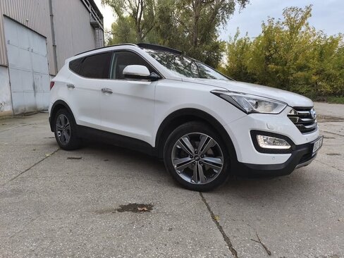 Hyundai Santa Fe SUV 2,2 l 145 kw