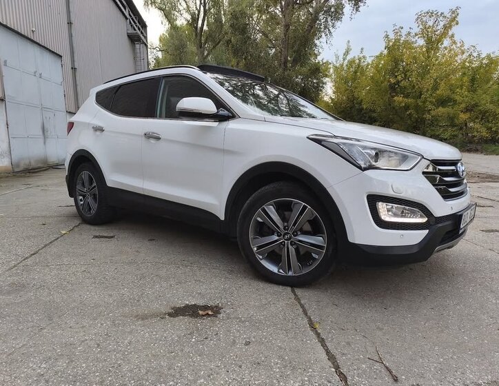 Hyundai Santa Fe SUV 2,2 l 145 kw