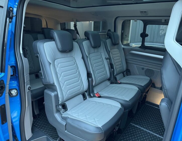 Volkswagen Caravelle 38