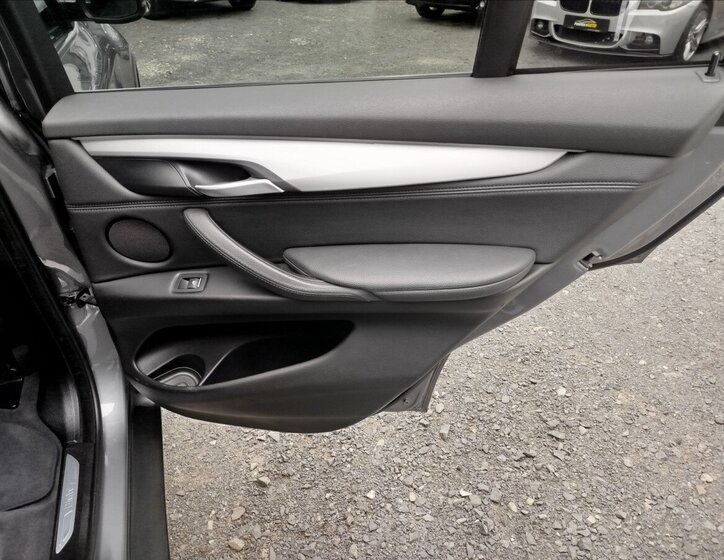 BMW X5 SUV / Terénní 3,0 l 190 kw