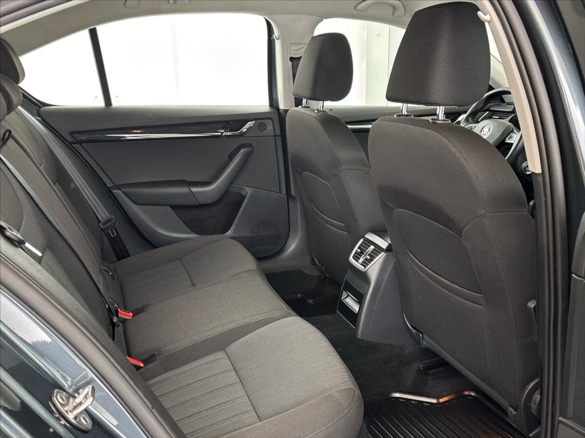 Škoda Octavia Liftback 1,6 l 85 kw