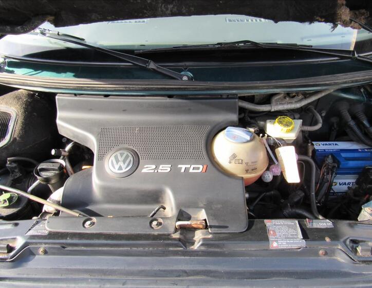 Volkswagen Multivan 25