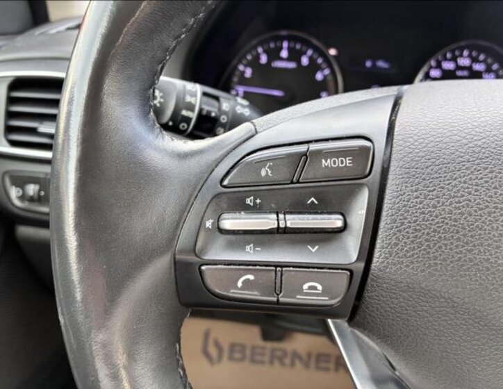Hyundai i30 Hatchback 998,0 88 kw