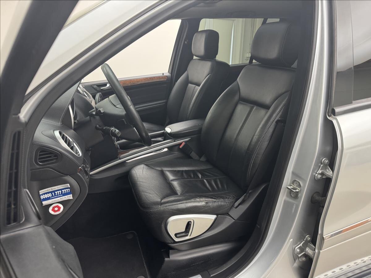 Mercedes-Benz GL SUV 3,0 l 165 kw