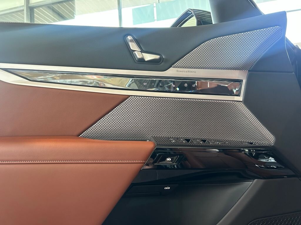 BMW i7 Sedan / Limuzína 0,0 400 kw