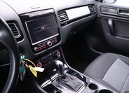 Volkswagen Touareg SUV / Terénní 3,0 l 150 kw