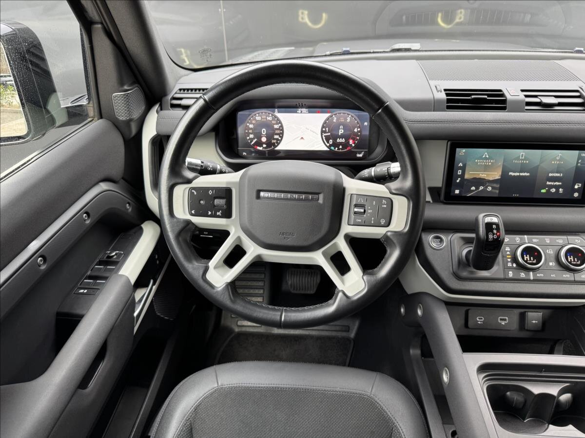 Land Rover Defender SUV / Terénní 3,0 l 221 kw