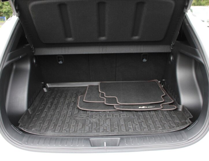 Hyundai Kona SUV / Terénní 1,6 l 145 kw