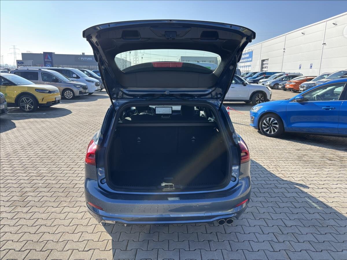 Ford Focus Kombi 998,0 92 kw