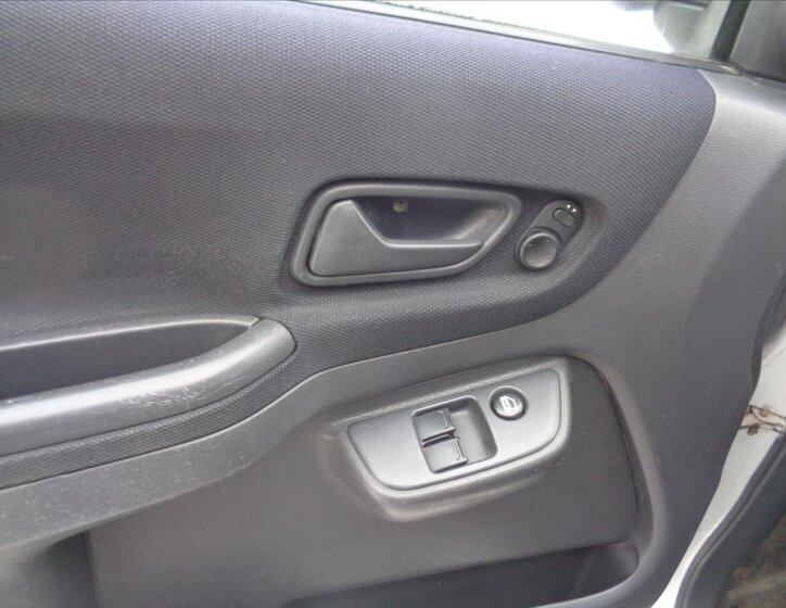 Suzuki Ignis Hatchback 1,3 l 69 kw