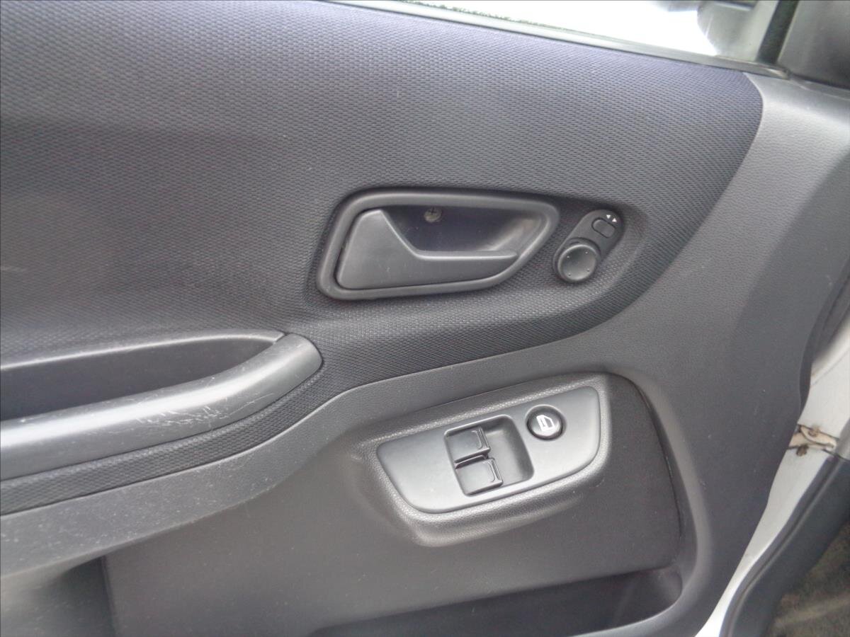 Suzuki Ignis Hatchback 1,3 l 69 kw