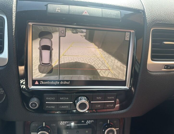 Volkswagen Touareg 19