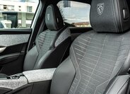 Peugeot 3008 SUV / Terénní 1,2 l 107 kw