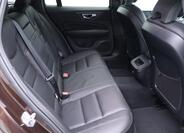 Volvo V60 15