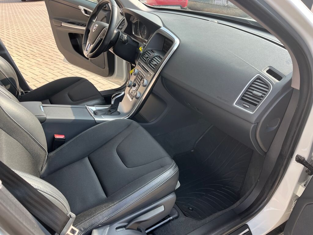 Volvo XC60 SUV / Terénní 2,4 l 140 kw