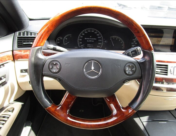 Mercedes-Benz Třídy S Sedan / Limuzína 4,0 l 235 kw