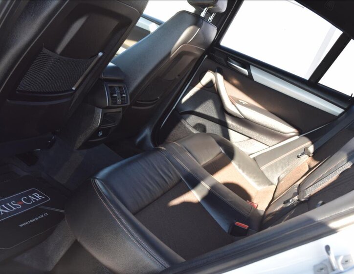 BMW X4 Sedan 2,0 l 140 kw