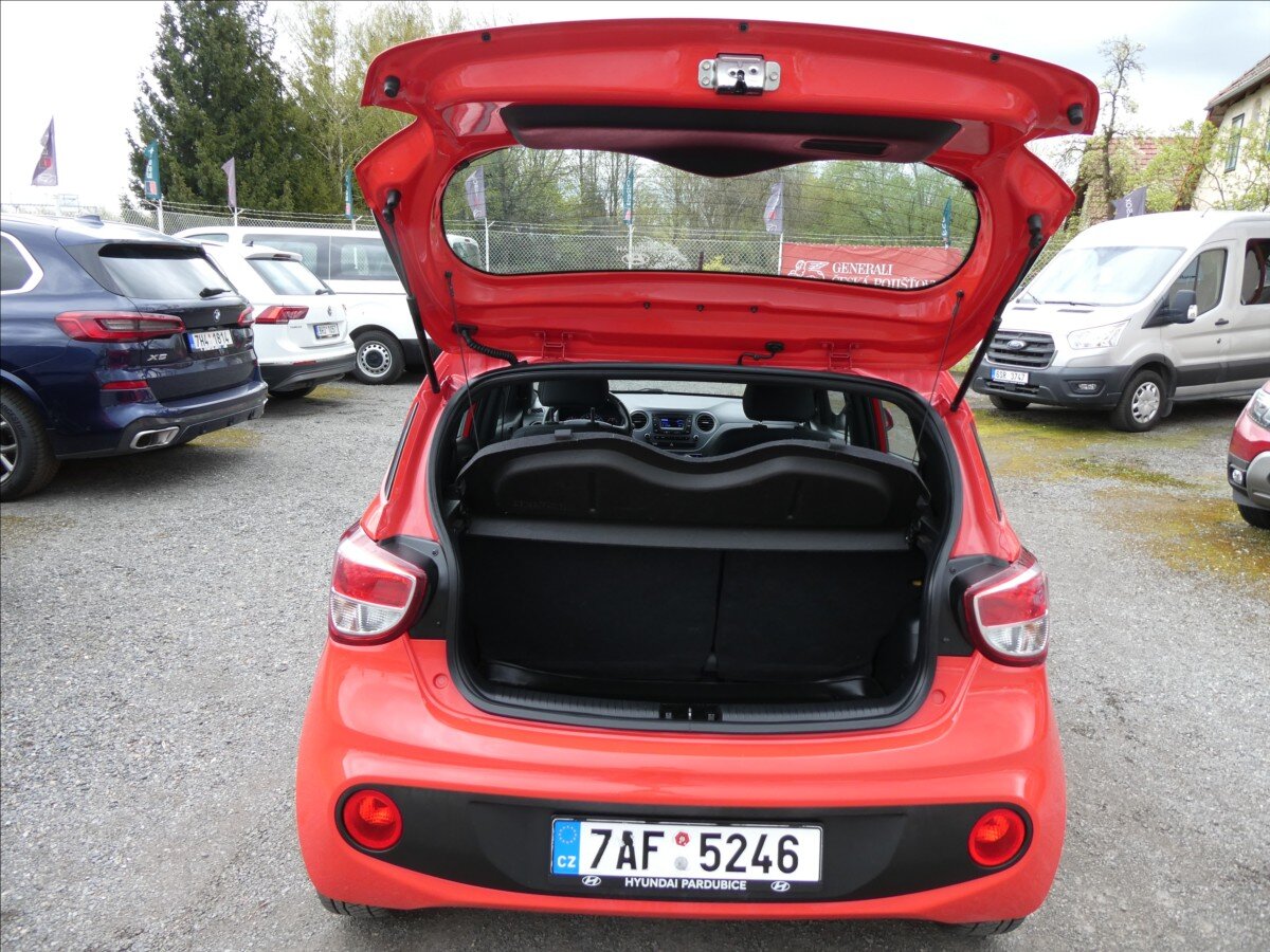 Hyundai i10 Hatchback 998,0 49 kw