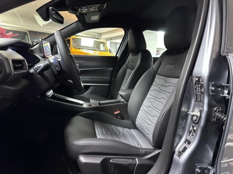 Jeep Avenger Ostatní 1,2 l 107 kw