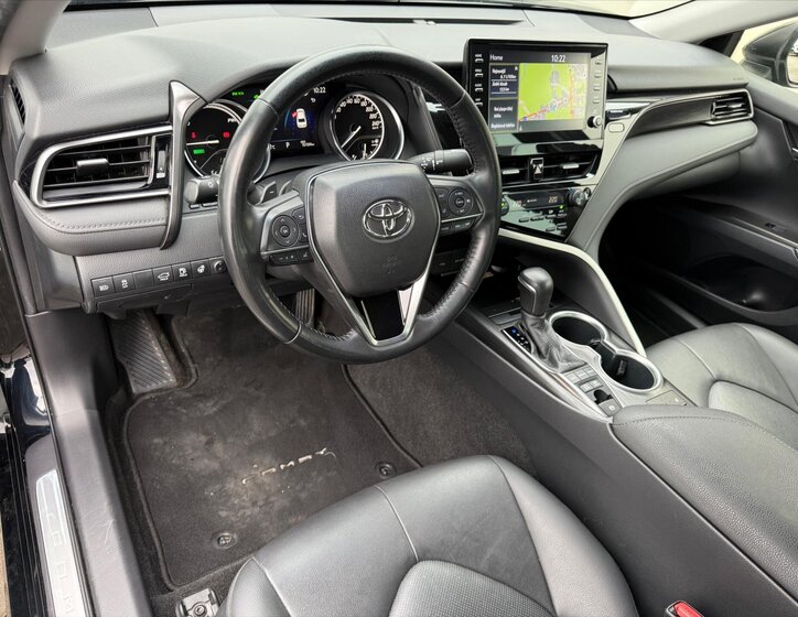 Toyota Camry Sedan 2,5 l 131 kw