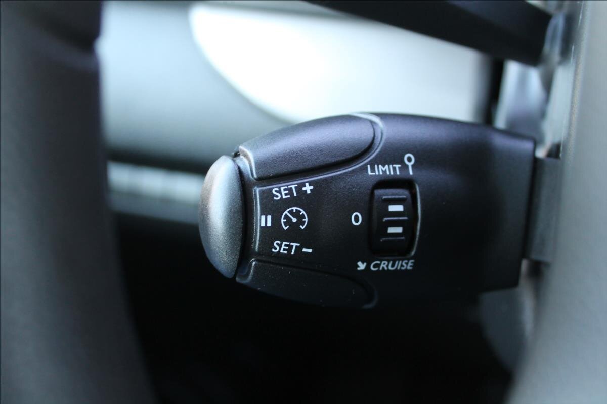 Citroën SpaceTourer MPV 2,0 l 110 kw