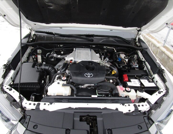 Toyota Hilux Pick-up 2,4 l 110 kw