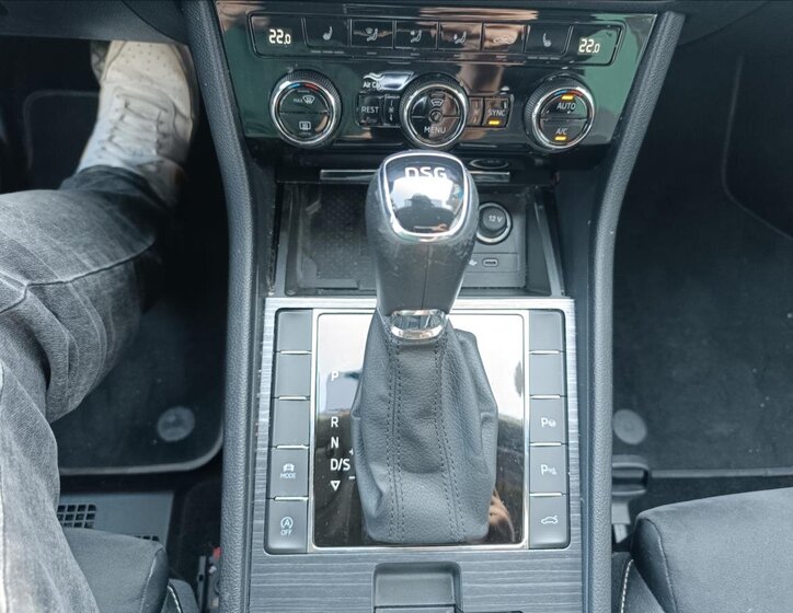 Škoda Superb Liftback 2,0 l 110 kw