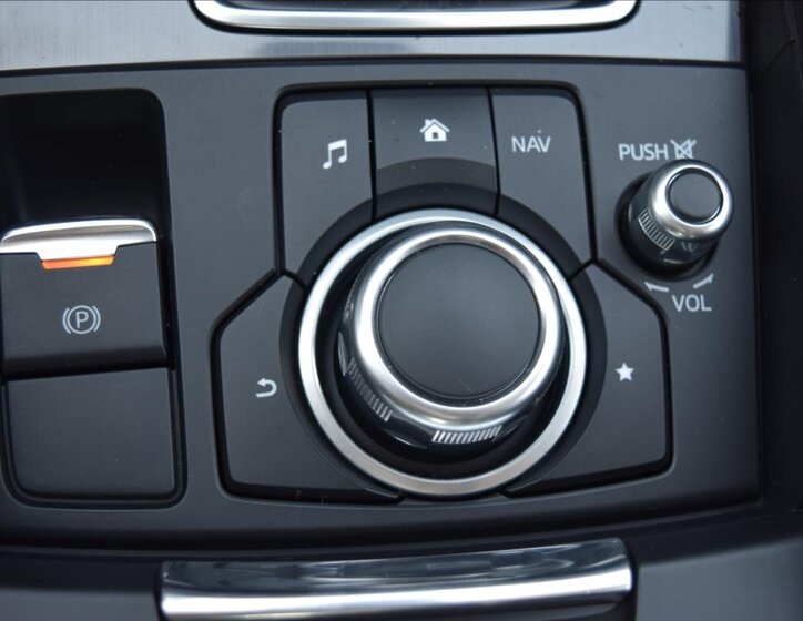 Mazda 6 Sedan / Limuzína 2,5 l 141 kw