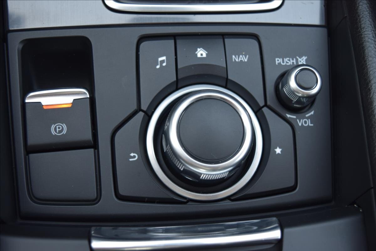 Mazda 6 Sedan / Limuzína 2,5 l 141 kw