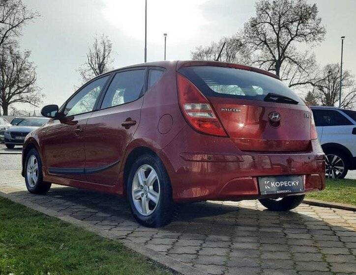 Hyundai i30 11