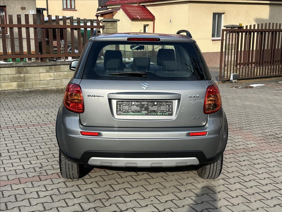 Suzuki SX4 Hatchback 1,6 l 88 kw