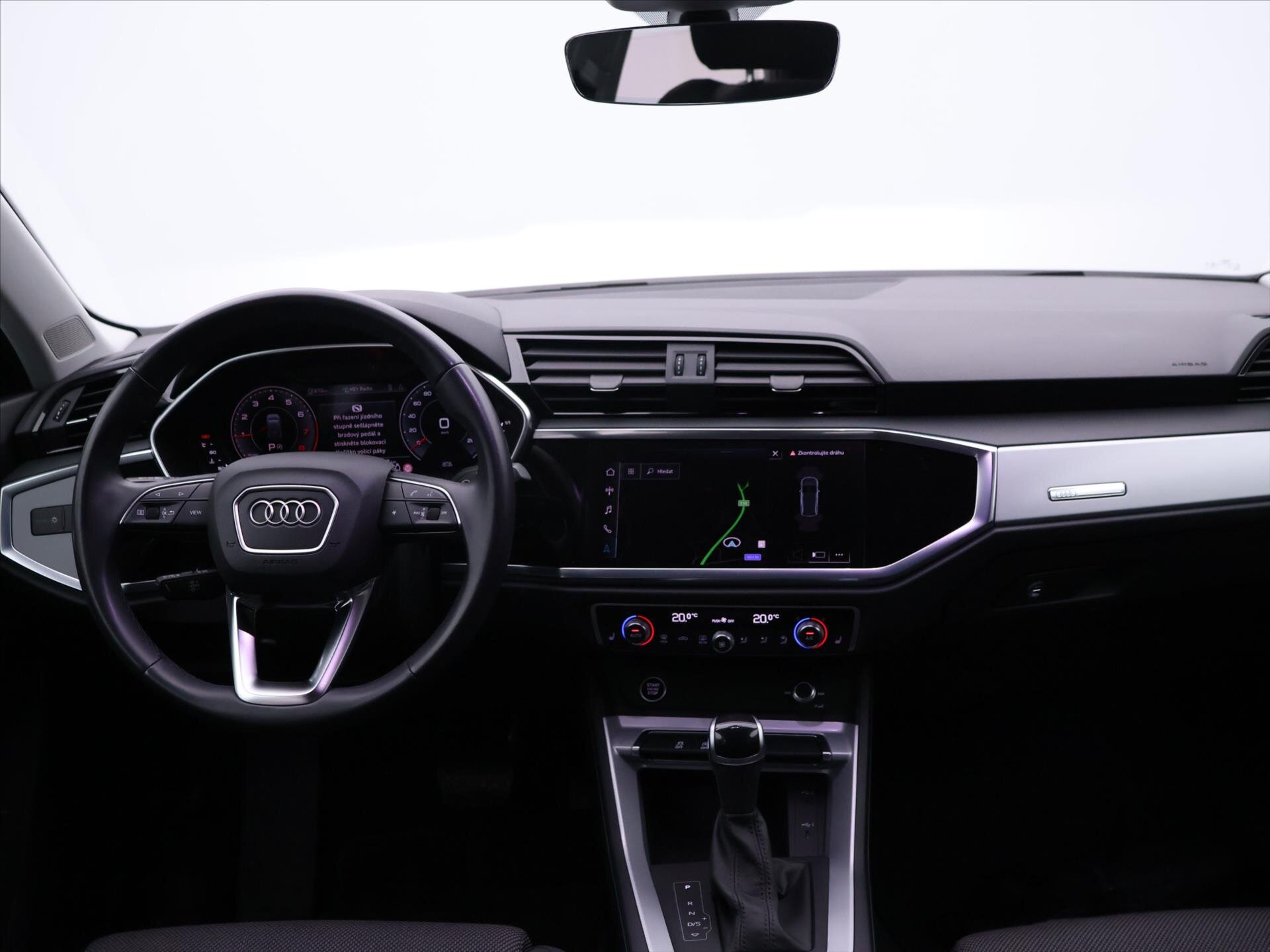 Audi Q3 SUV / Terénní 1,5 l 110 kw