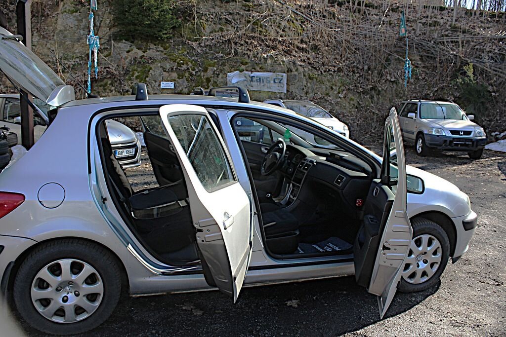 Peugeot 307 Hatchback 2,0 l 66 kw