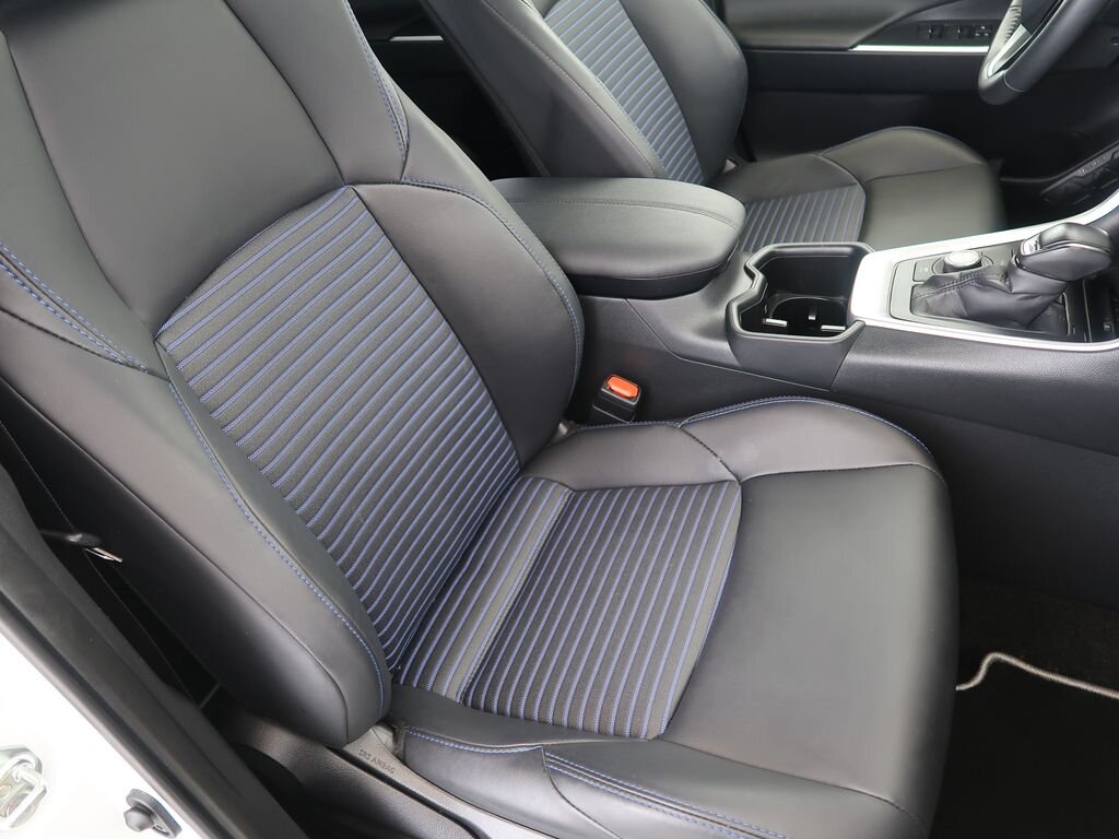 Toyota RAV4 SUV / Terénní 2,5 l 131 kw