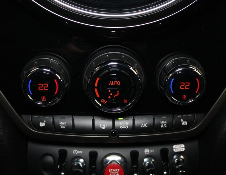 Mini Countryman SUV / Terénní 1,5 l 100 kw