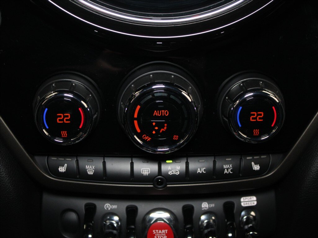 Mini Countryman SUV / Terénní 1,5 l 100 kw