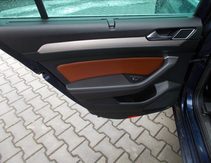 Volkswagen Passat Kombi 1,4 l 110 kw