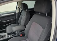 Volkswagen Passat 11