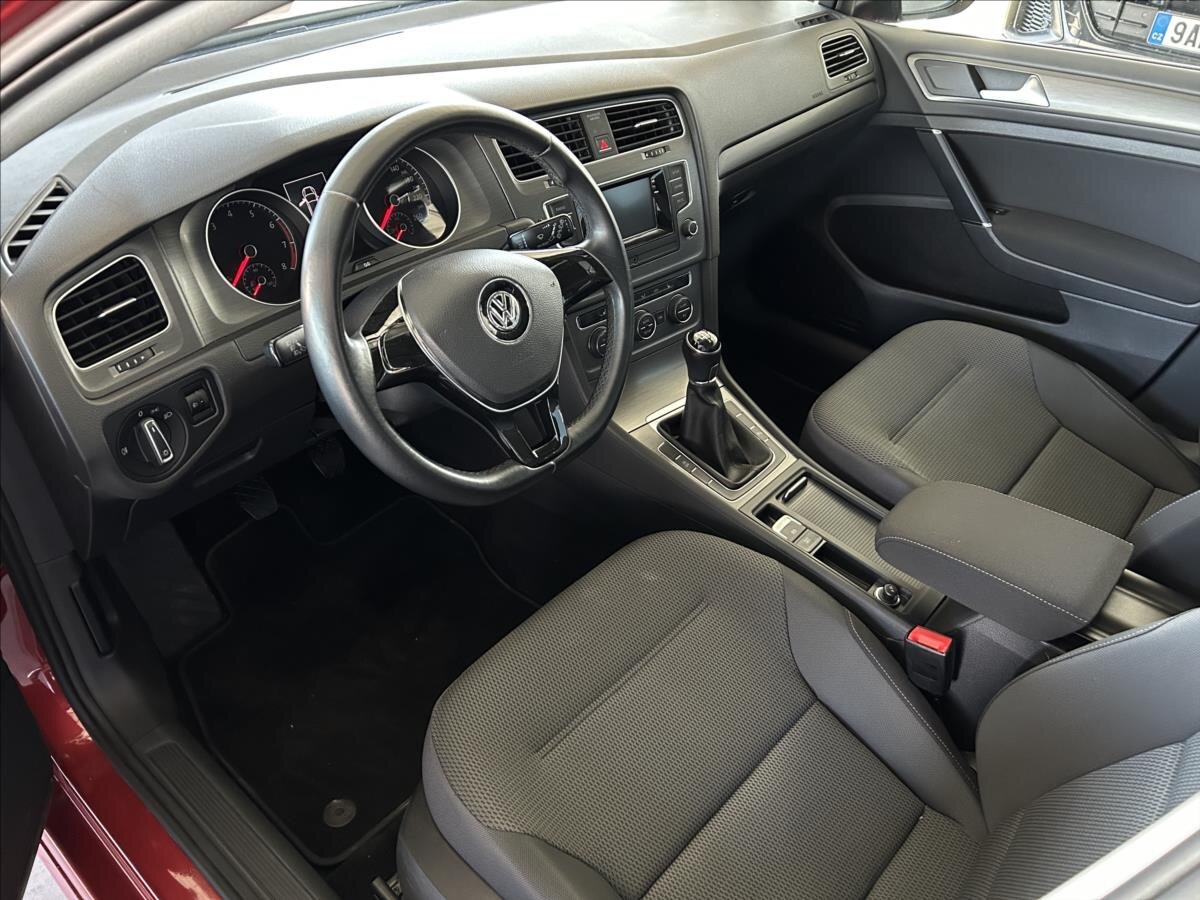 Volkswagen Golf Hatchback 1,2 l 77 kw