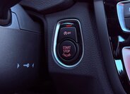 BMW M4 Kupé 3,0 l 317 kw